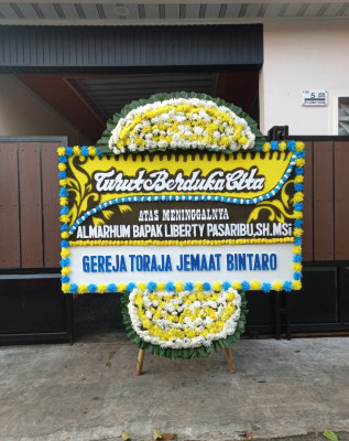 Papan Bunga Duka di Sinjai