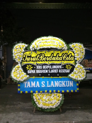 Papan Bunga Duka di Sinjai