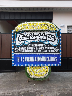 Papan Bunga Duka di Sinjai